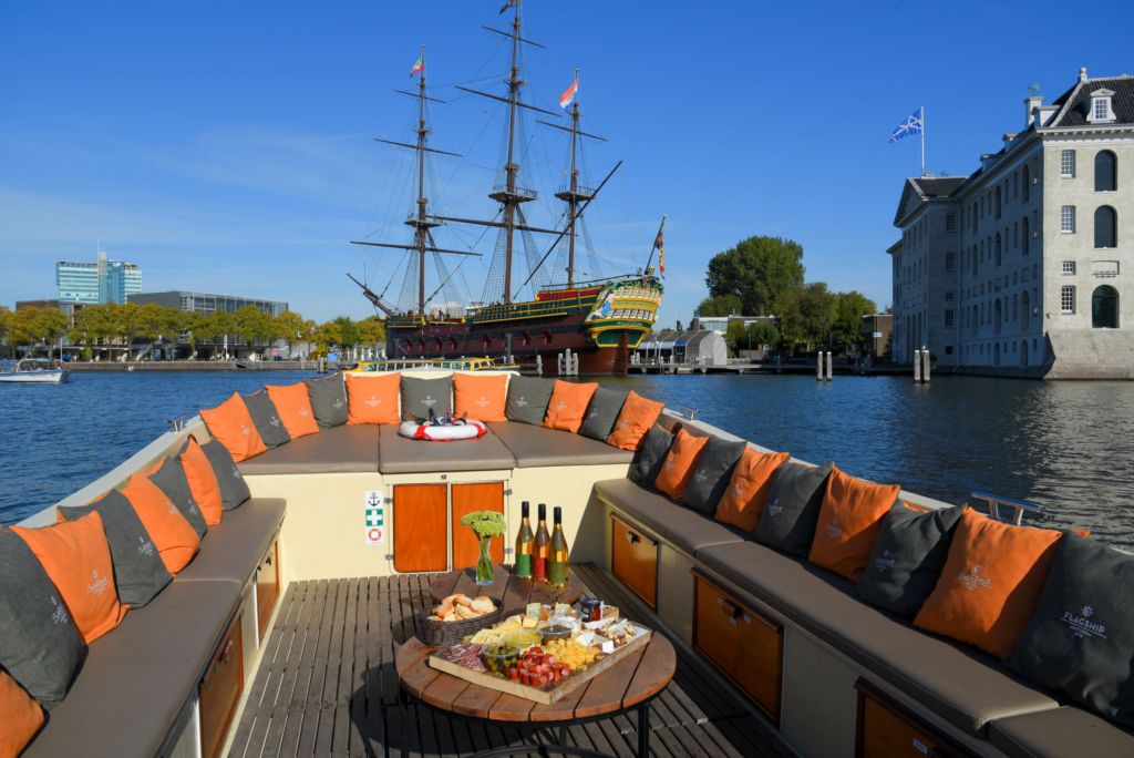 Sloep Huren in Amsterdam voor 20 Personen